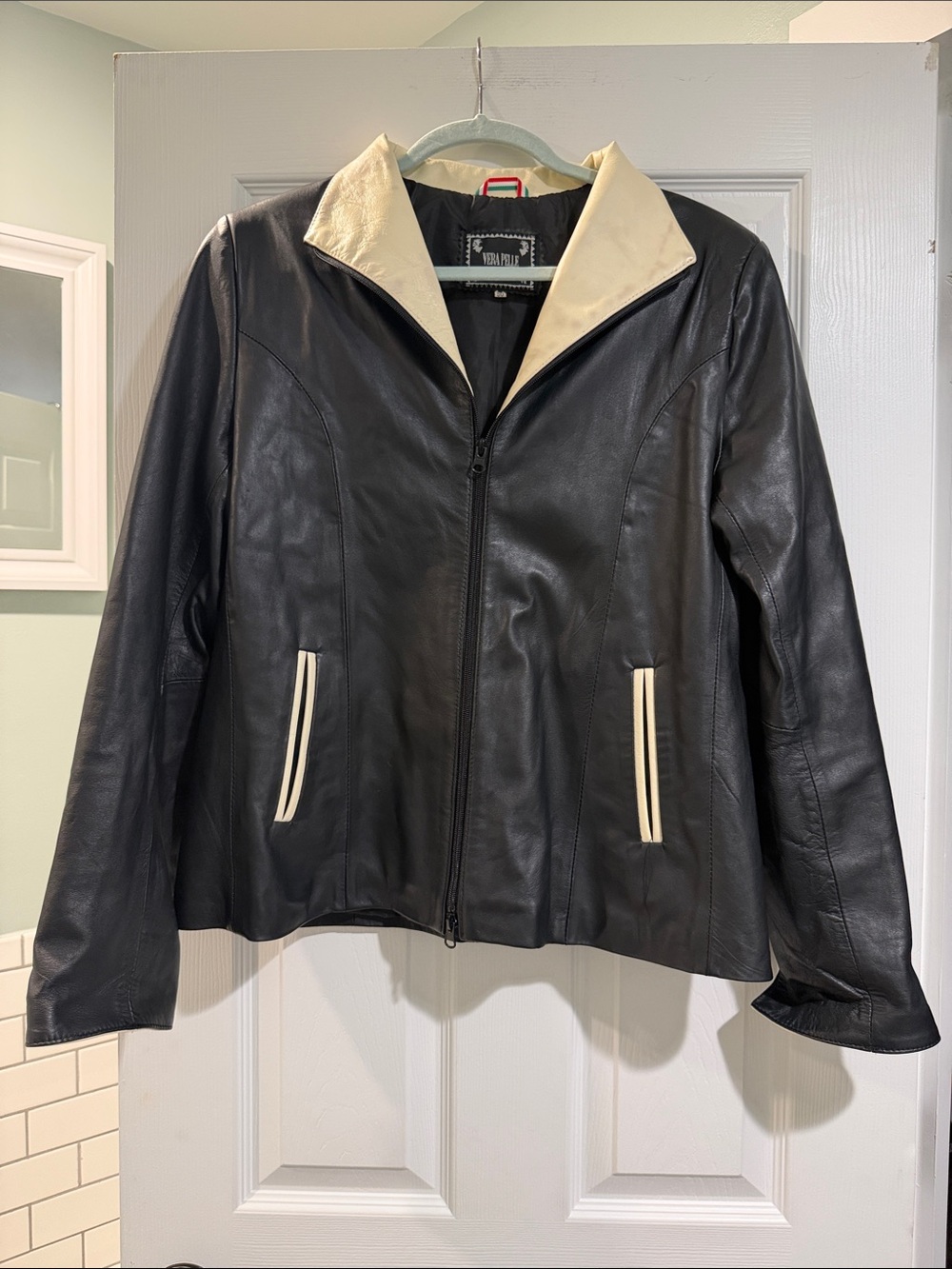 Vera Pelle Black Leather Jacket with Cream Trim Medium